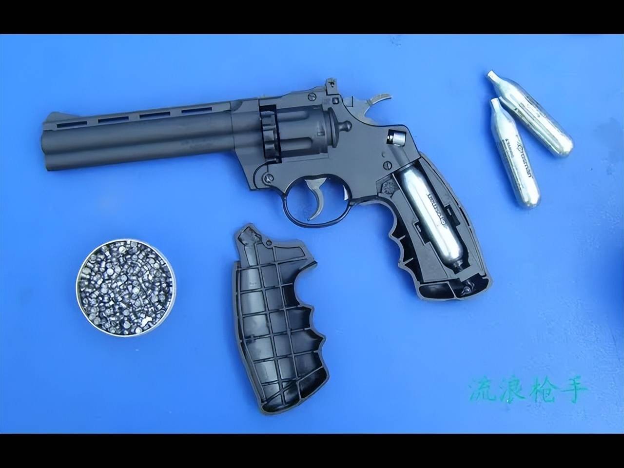 世界杯信用网正网
_头部中弹！近日安徽18岁男孩深夜遭遇枪击世界杯信用网正网
，枪是从哪来的？