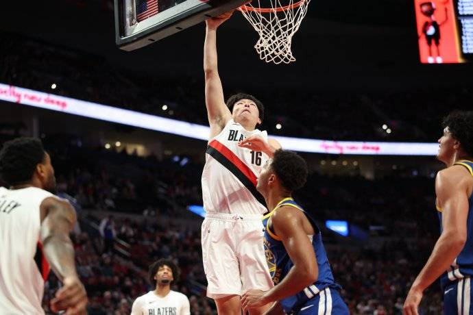 皇冠信用盘平台出租
_斯帅：暂时不会考虑增加杨瀚森场上时间 皇冠信用盘平台出租
他还没适应NBA节奏