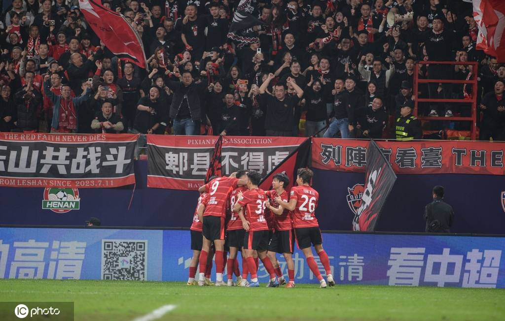 hga030怎么下载
_提前一轮出局hga030怎么下载
！中超-何超轰世界波 蓉城1-2河南无缘争冠