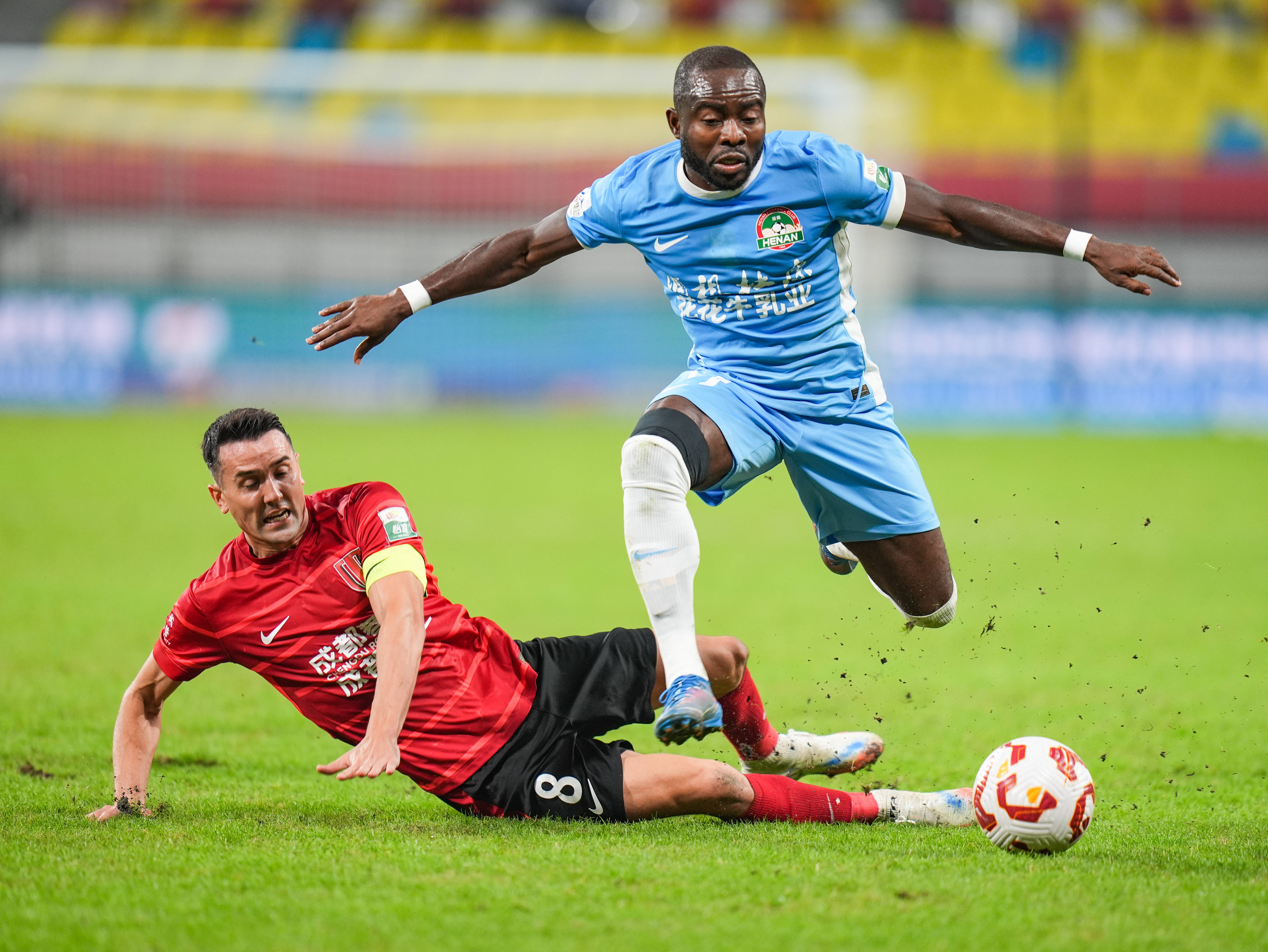 hga050怎么注册
_重罚hga050怎么注册
？曝河南队外援阿奇姆彭遭球迷种族歧视 辱骂+竖中指