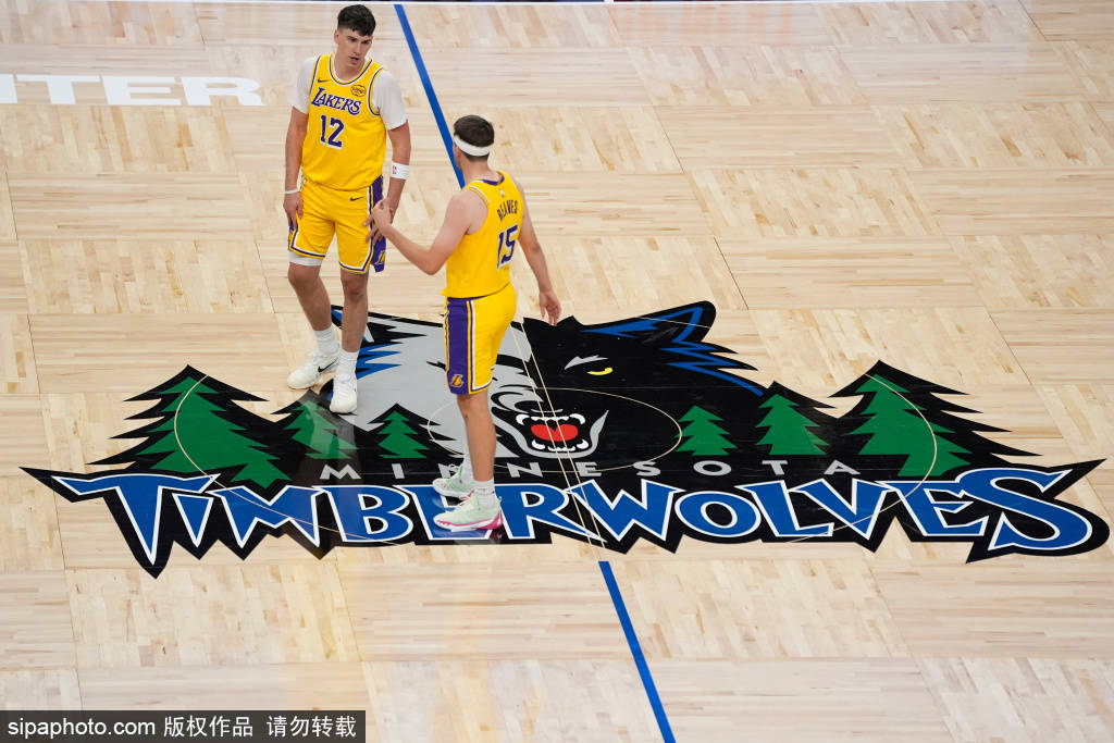 什么平台可以买篮球比赛
_雷迪克怒火中烧：湖人险胜热火背后的激烈暂停