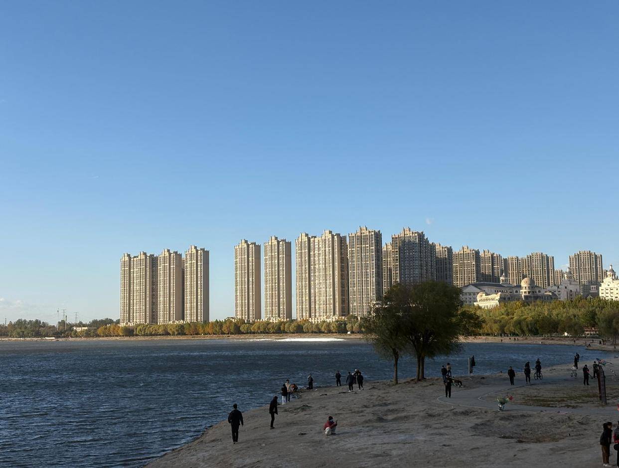 皇冠登一登二登三区别
_银行直接下场抛售超7万套房产 部分单价比市场价低50%