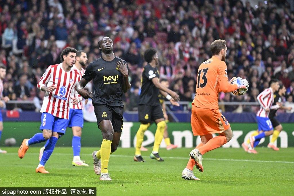 皇冠信用网开号
_梅西再现神技！劳塔罗助攻皇冠信用网开号
，阿根廷2-0安哥拉背后的战术秘密