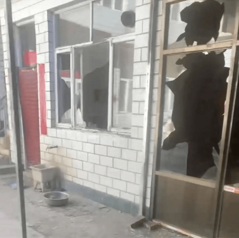 皇冠信用网怎么申请
_是否防卫过当成庭审焦点皇冠信用网怎么申请
!律师分析“狗咬人被摔犬主遭反杀”