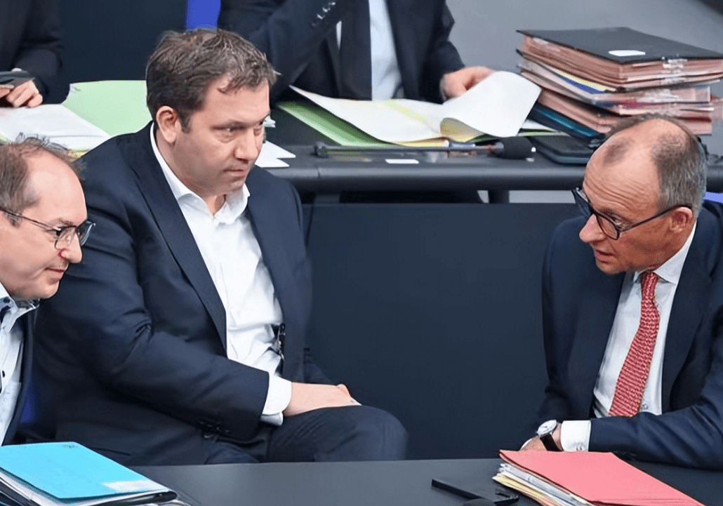 皇冠登3代理申请
_人还在中国呢皇冠登3代理申请
，德国财长就公然威胁中方：解决不好这件事，欧盟将采取行动！