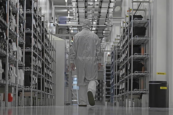 怎么开通皇冠信用网口_荷兰大臣承认：没想到中方真的叫停芯片出口怎么开通皇冠信用网口，措手不及