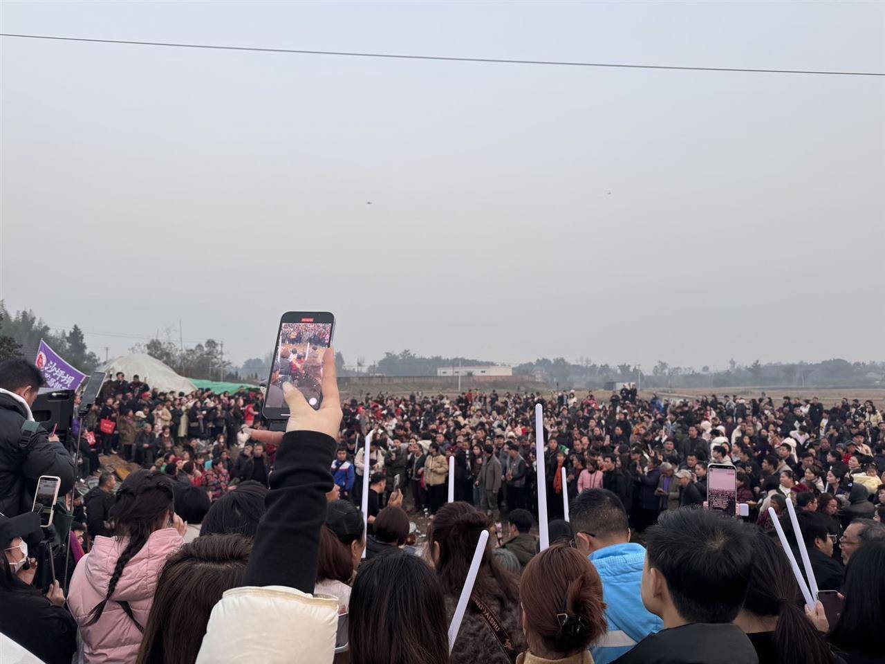 皇冠赛事_三个“1”合起来就是“川”！网友建议将1月11日定为合川杀猪节皇冠赛事，文旅委回应：可能会采纳