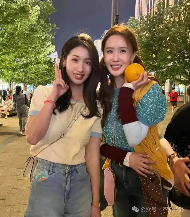 皇冠信用网登123
_自曝与丈夫经常吵架？但怎么感觉她是在变相秀恩爱呢皇冠信用网登123
！