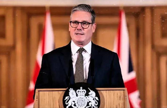 皇冠信用盘代理登3
_法国重申支持一个中国政策皇冠信用盘代理登3
,五常唯一沉默的英国,刚结束英日夺岛演习,还计划1月访华