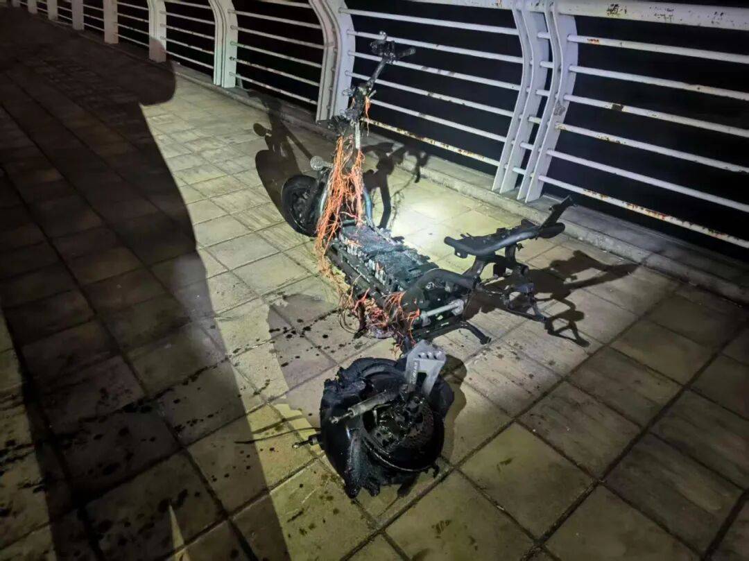 皇冠会员网址
_集中曝光皇冠会员网址
!郑州市2025年11月共发生13起电动自行车火灾!