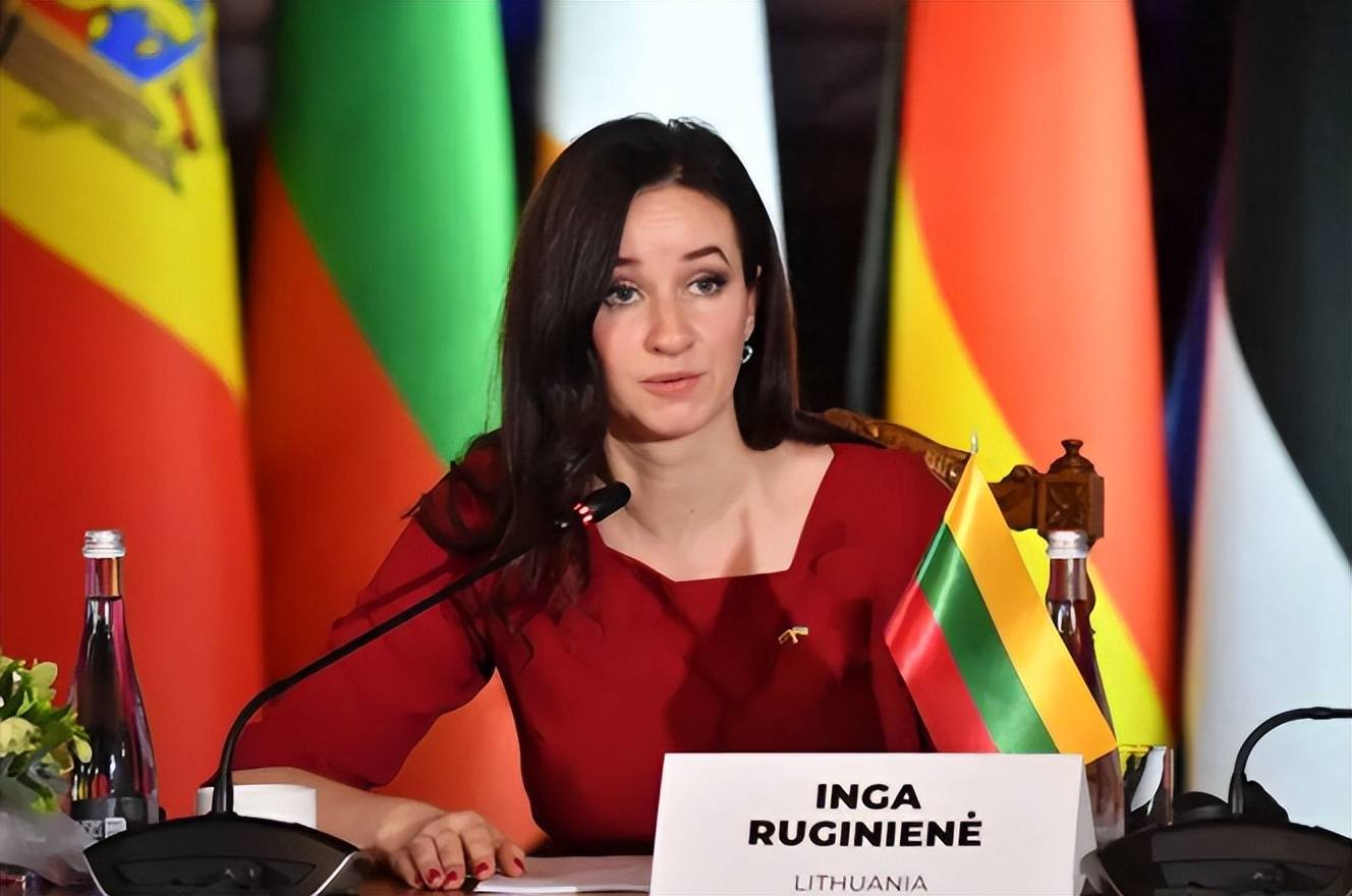 nba季后赛对阵图_经济崩了nba季后赛对阵图，盟友全跑了，和华决裂的欧洲小国，现在急盼中国伸手？