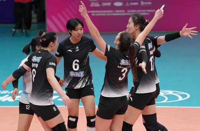 什么是奇幻赛事什么是奇幻赛事？？_完成“让二追三”好戏 北京女排力克山东队 董禹含独揽28分