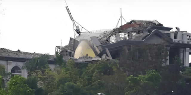 阿尔及利亚甲组联赛
_泰国炸平边境赌场后阿尔及利亚甲组联赛
,柬埔寨不止丢全部争端领土,连底裤都输掉了