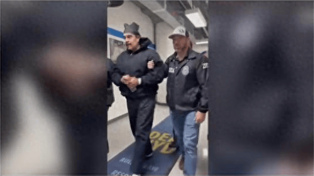 卡马亚vs赫尔辛堡
_强掳马杜罗后卡马亚vs赫尔辛堡
,特朗普才反应过来,自己闯下一个天大的麻烦