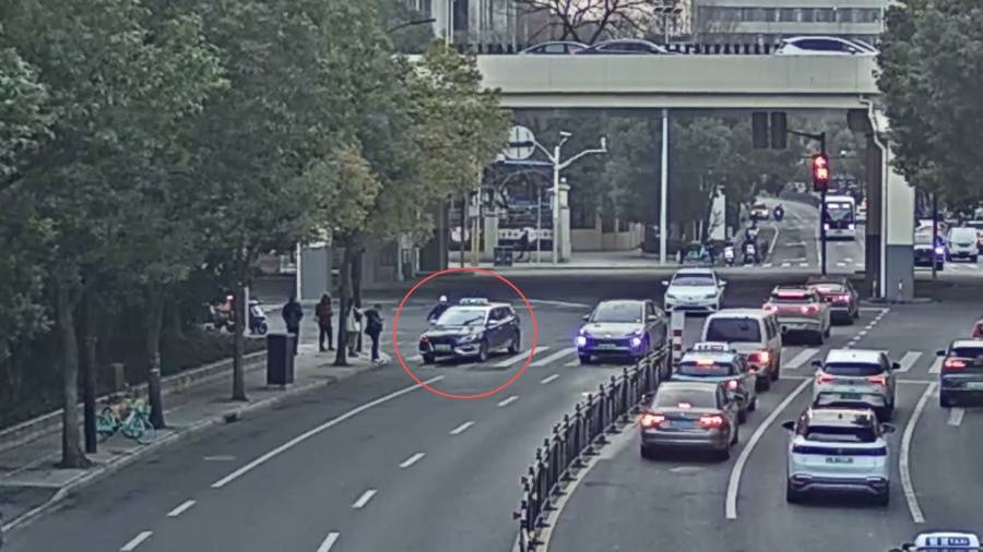 皇冠信用网会员申请_上海一57岁阿姨为新认识的“老伴”豪掷41万买金条皇冠信用网会员申请，对方派取货人当面交付……