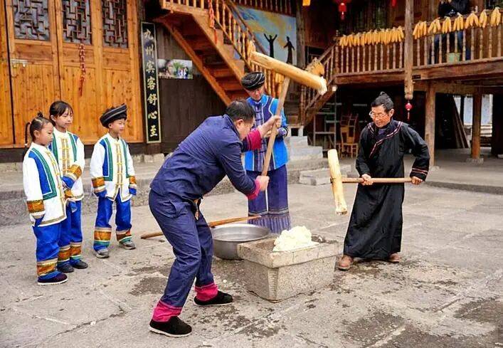 怎么申请皇冠信用网代理_中国有个地方提前一天过年怎么申请皇冠信用网代理，延续了近500年