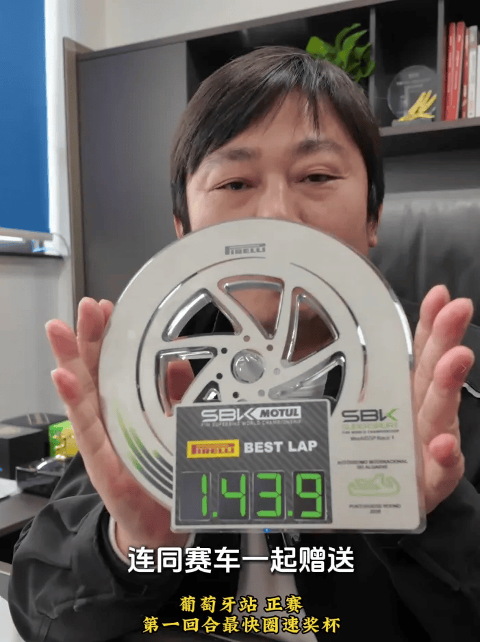 皇冠信用网在哪里开通_李亚鹏最新澄清：陈光标是真金白银捐了1000万元皇冠信用网在哪里开通，已经到账，非常感恩感谢